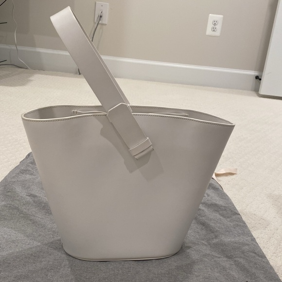 Nico Giani “Nelia” white leather bucket bag large - Picture 7 of 12